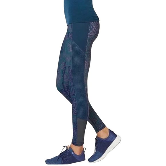 Sweaty Betty Dark Teal Green and Blue Leaf Print Leggings, size Small - Picture 1 of 12